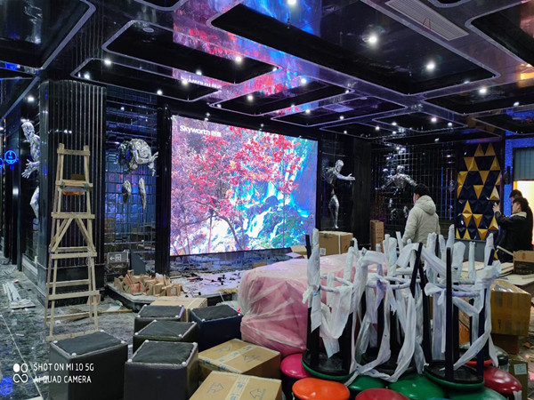 扬中室内P2.5全彩显示屏